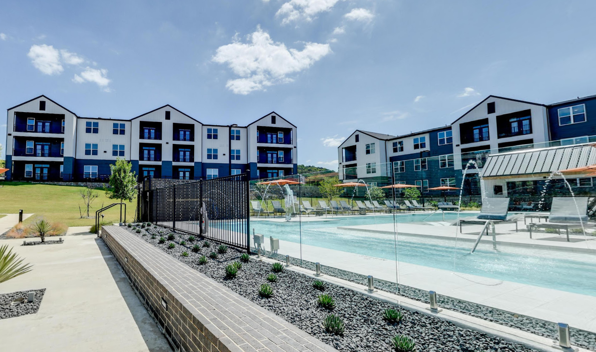 Mountain Creek Apartments